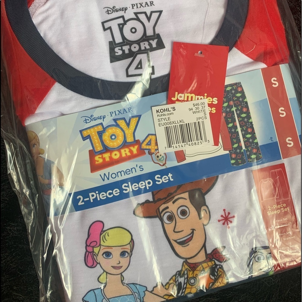 DISNEY  toy story 4 woman’s pajamas NWT small